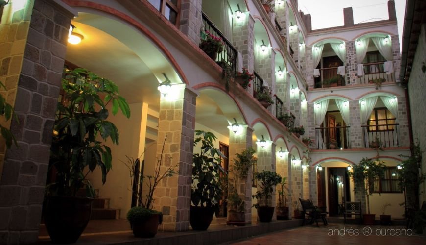 Villa de Tacvnga Hotel - Bild 1