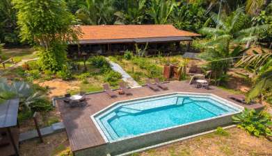 Amazon Premium Lodge