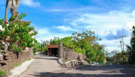 Easter Island Eco Lodge