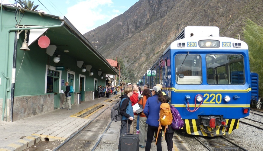 Zugfahrt von Ollantaytambo nach Machu Pichu Pueblo