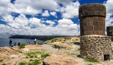 Ganztagesausflug Cerro Auki Karus und Sillustani