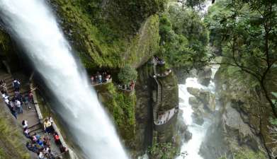 Exkursion zum Wasserfalls Pailón del Diablo