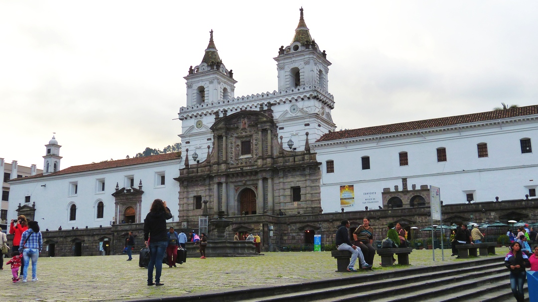 Tag 2 Quito: Stadtbesichtigung und Äquatordenkmal: