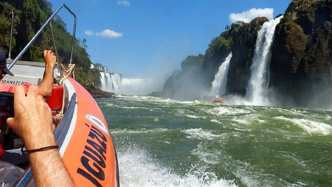 Tag 15 Puerto Iguazú: Besichtigung der Wasserfälle in Argentinien