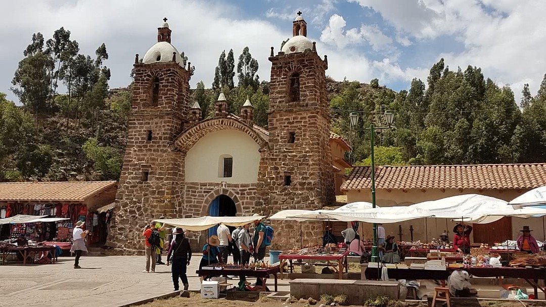 Tag 7 Puno-Cusco: Busfahrt mit interessanten Zwischenstopps