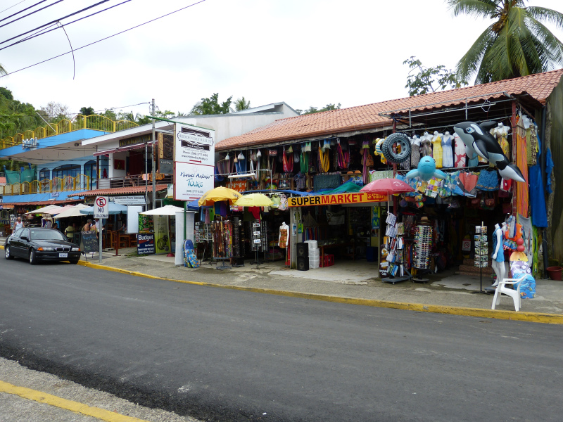 Manuel Antonio Nationalpark Costa Rica Strand mit Regenwald