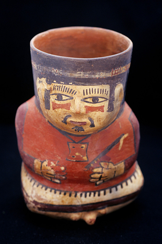 Keramikfigur, Cahuachi, Nazca, Peru - Reiseinformationen